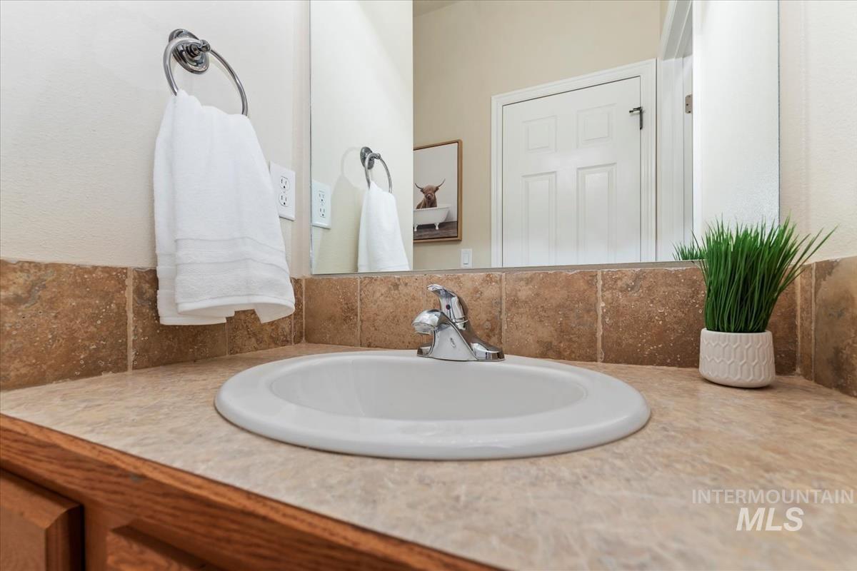 21 Mangum, Donnelly, Idaho 83615, 3 Bedrooms, 2 Bathrooms, Residential For Sale, Price $341,100, 98967235