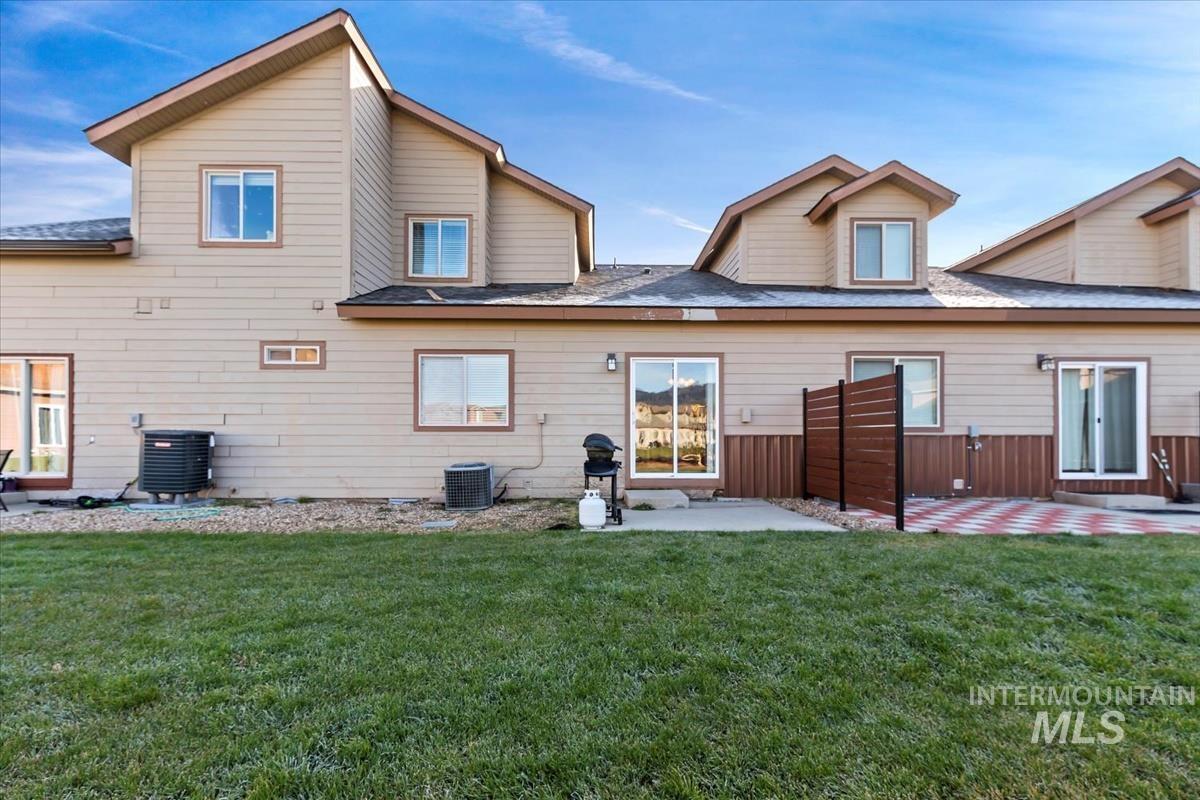 21 Mangum, Donnelly, Idaho 83615, 3 Bedrooms, 2 Bathrooms, Residential For Sale, Price $341,100, 98967235