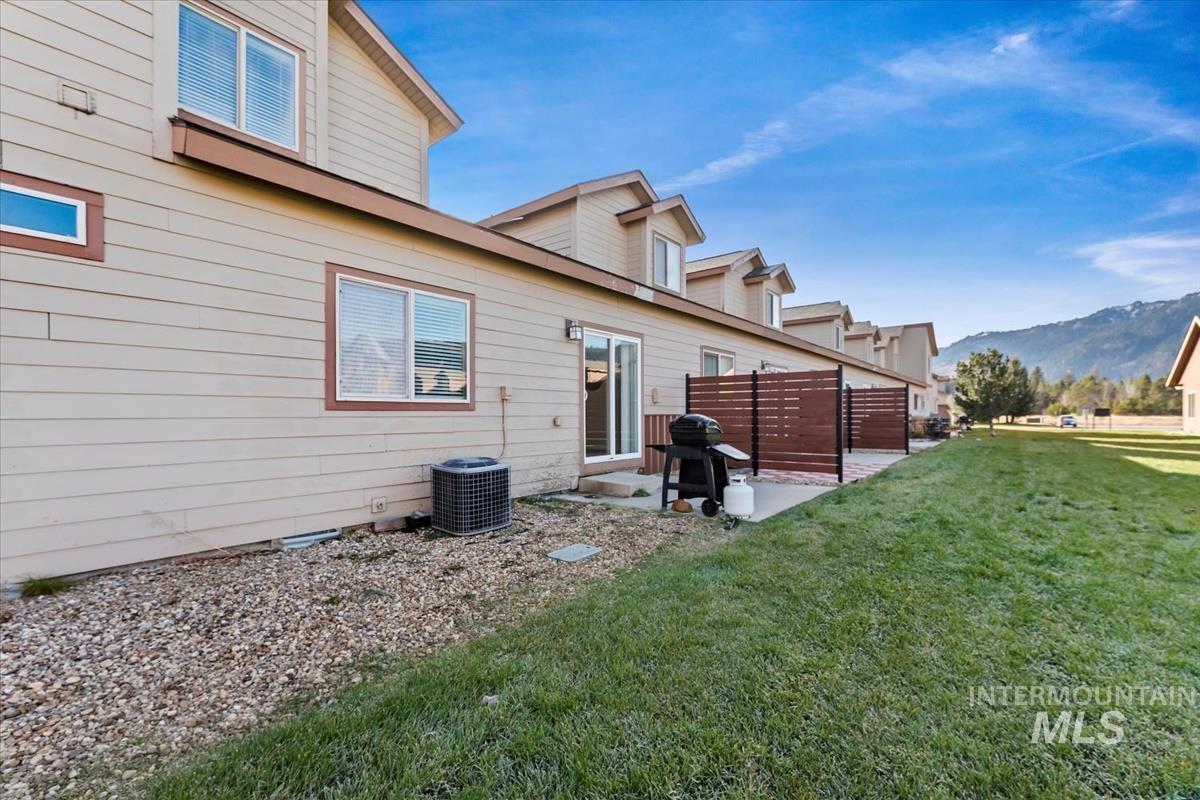 21 Mangum, Donnelly, Idaho 83615, 3 Bedrooms, 2 Bathrooms, Residential For Sale, Price $341,100, 98967235