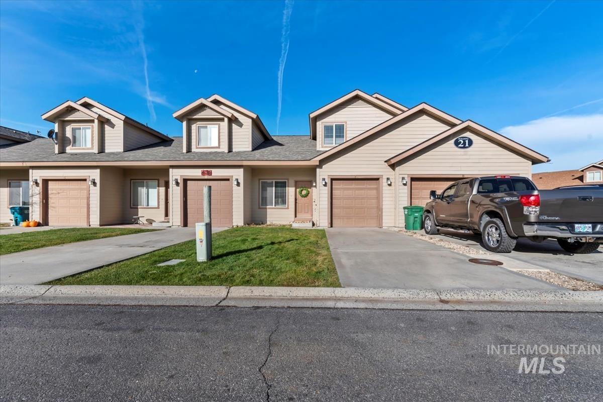 21 Mangum, Donnelly, Idaho 83615, 3 Bedrooms, 2 Bathrooms, Residential For Sale, Price $341,100, 98967235