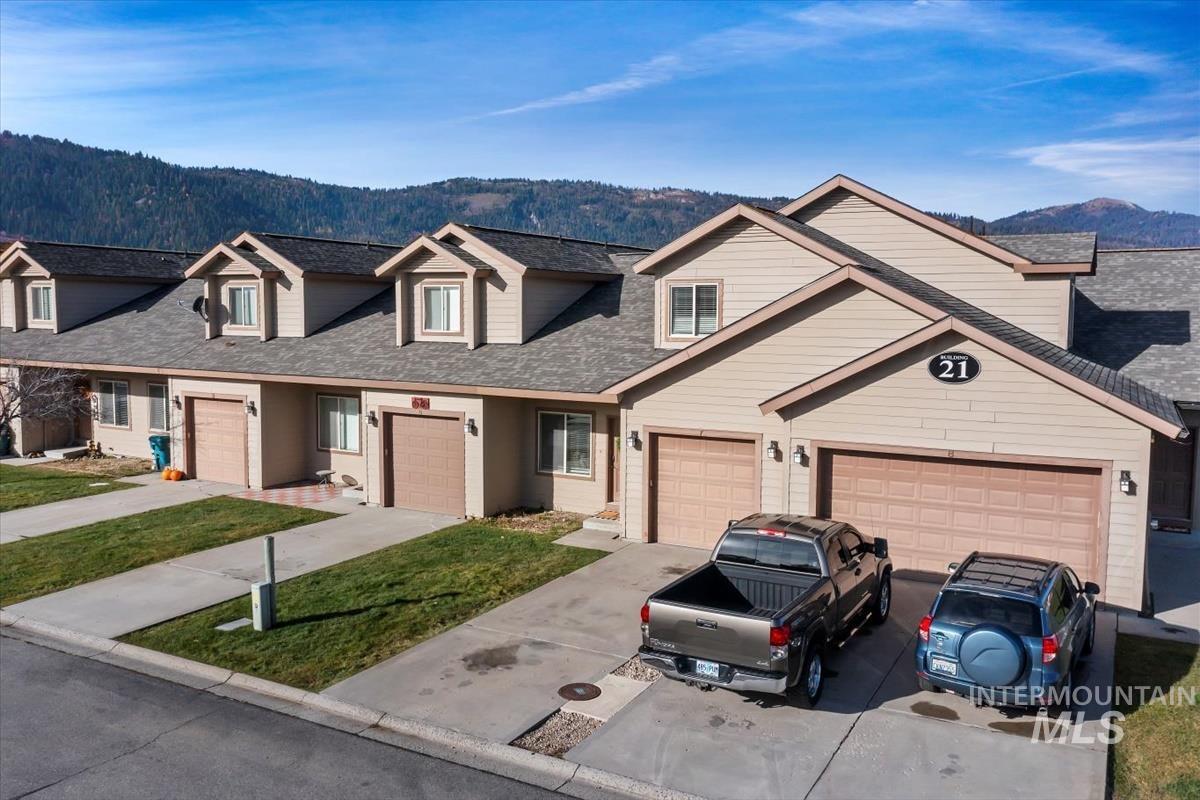 21 Mangum, Donnelly, Idaho 83615, 3 Bedrooms, 2 Bathrooms, Residential For Sale, Price $341,100, 98967235