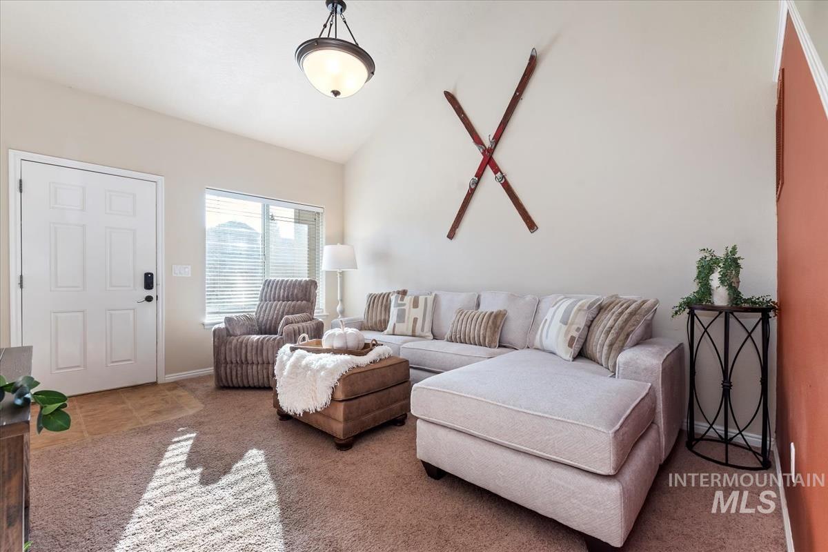 21 Mangum, Donnelly, Idaho 83615, 3 Bedrooms, 2 Bathrooms, Residential For Sale, Price $341,100, 98967235