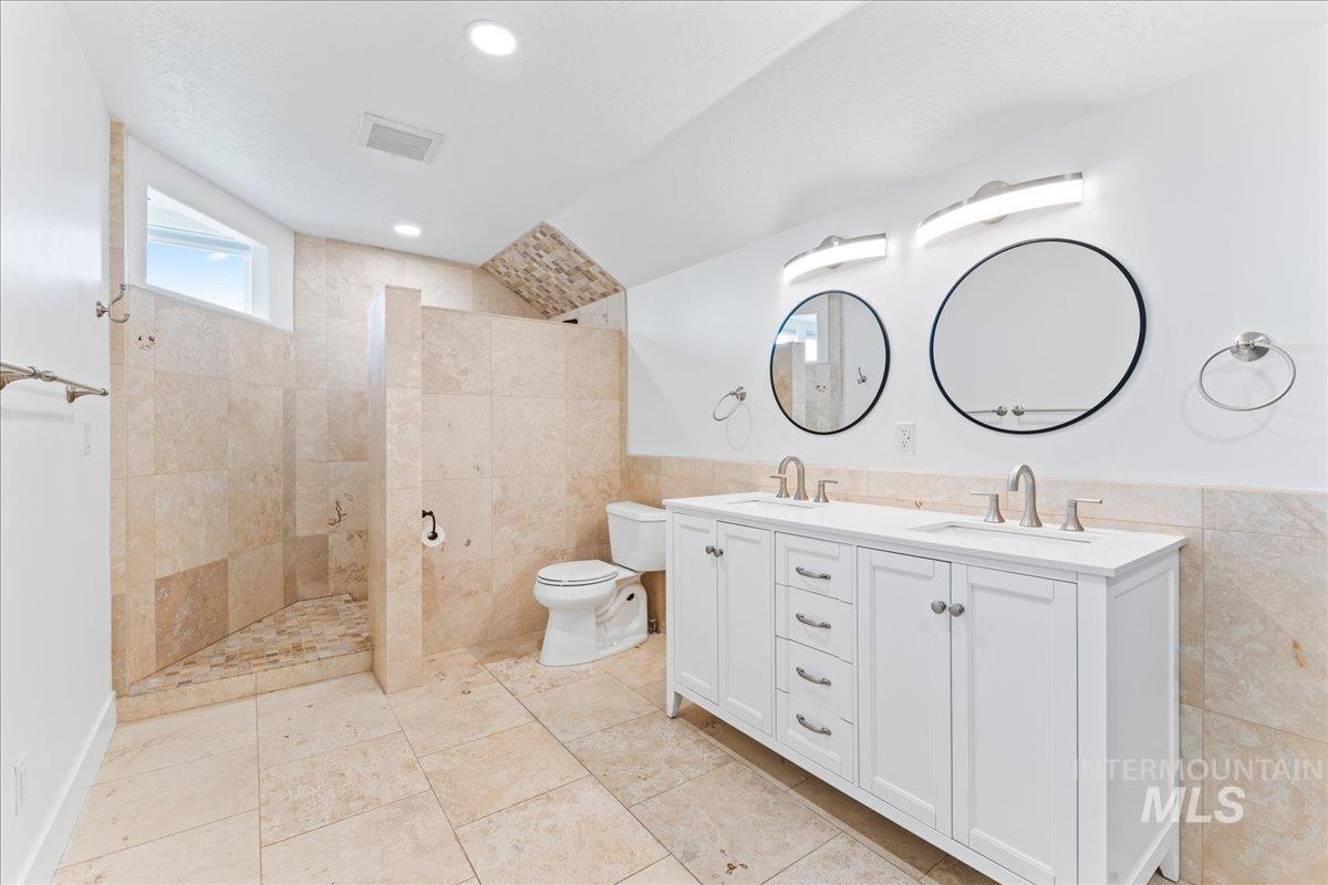 8924 Reflection Ln, Middleton, Idaho 83644, 4 Bedrooms, 3.5 Bathrooms, Residential For Sale, Price $1,250,000, 98967236