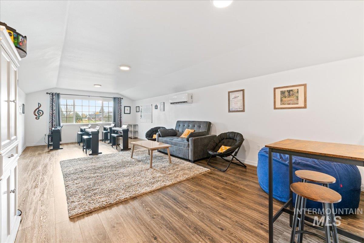 8924 Reflection Ln, Middleton, Idaho 83644, 4 Bedrooms, 3.5 Bathrooms, Residential For Sale, Price $1,250,000, 98967236