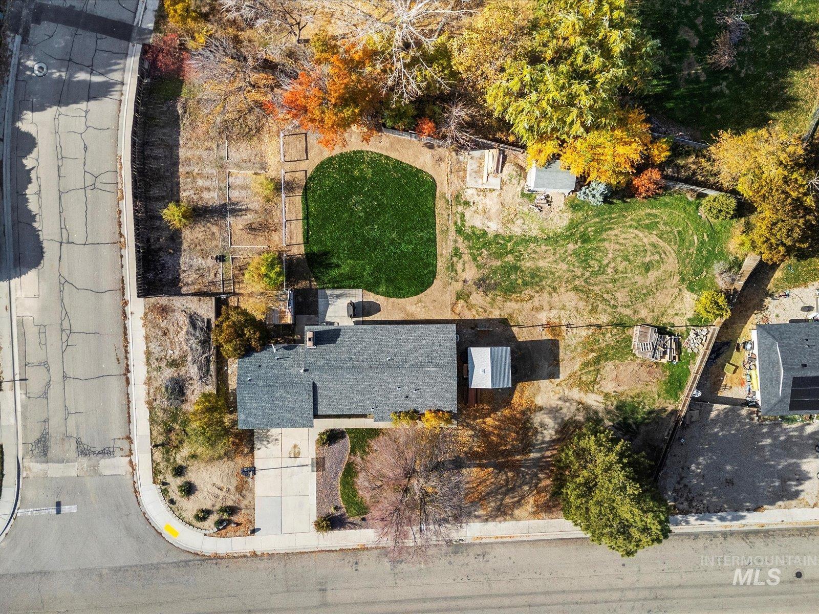 6985 S Valley Heights, Boise, Idaho 83709, 3 Bedrooms, 2 Bathrooms, Residential For Sale, Price $399,000, 98967242