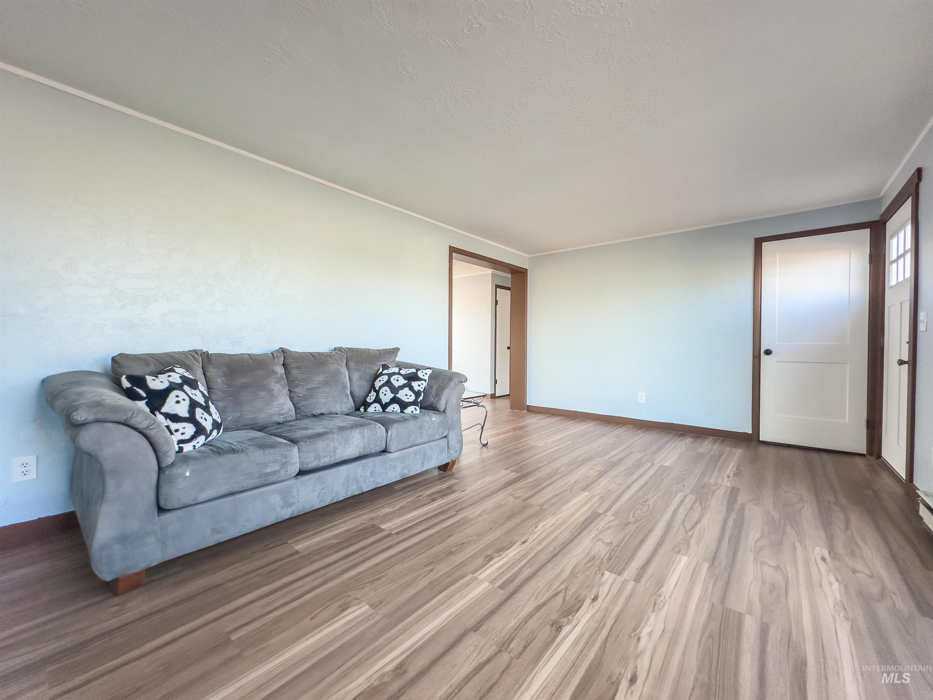 1001 16th Dr, Rupert, Idaho 83350, 3 Bedrooms, 2 Bathrooms, Residential For Sale, Price $250,000, 98967246