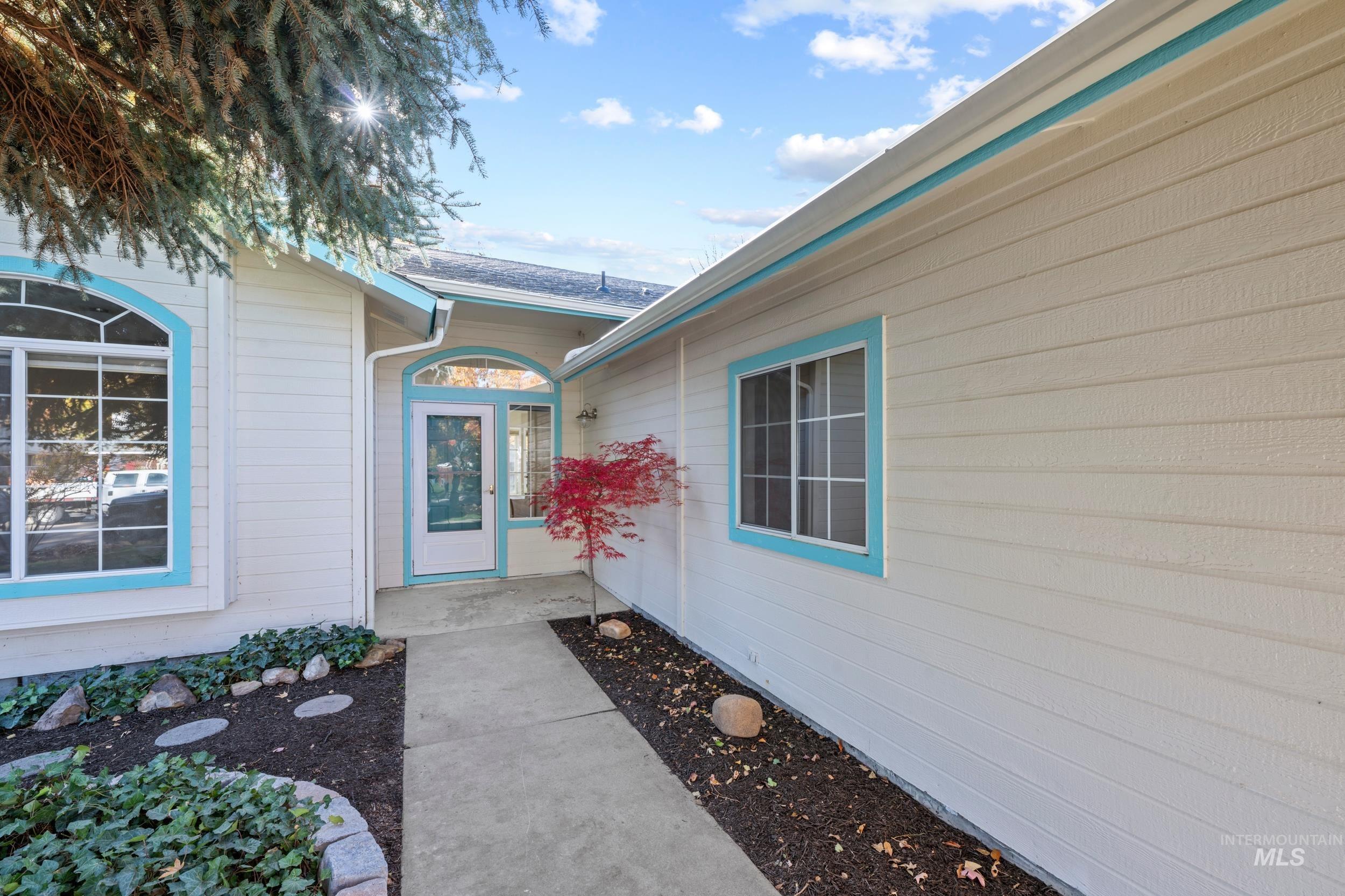 8093 W Elm Brook St, Boise, Idaho 83714-2190, 4 Bedrooms, 2 Bathrooms, Residential For Sale, Price $499,900, 98967247