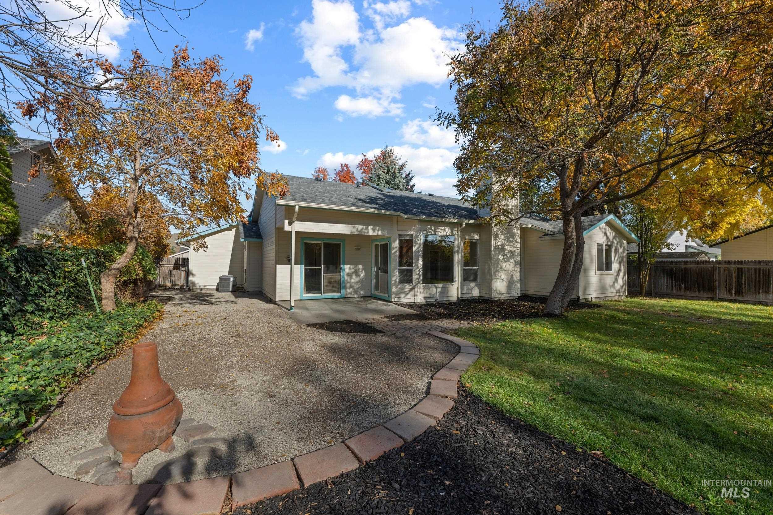 8093 W Elm Brook St, Boise, Idaho 83714-2190, 4 Bedrooms, 2 Bathrooms, Residential For Sale, Price $499,900, 98967247