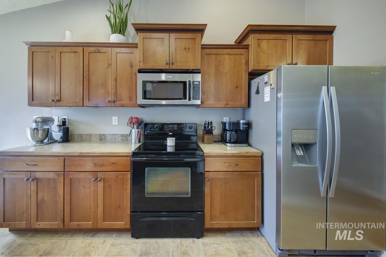 11337 W Radcliff St, Nampa, Idaho 83651, 3 Bedrooms, 2 Bathrooms, Residential For Sale, Price $389,900, 98967249