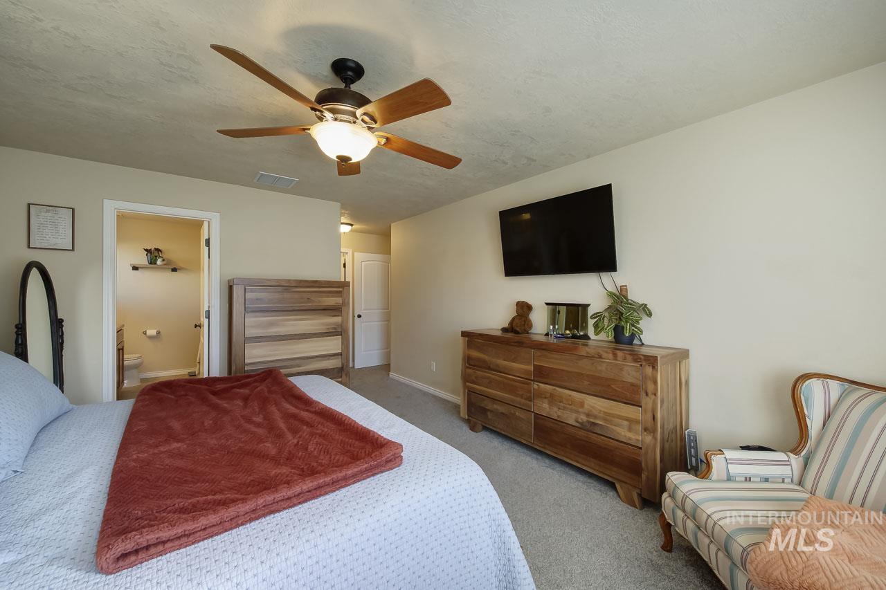 11337 W Radcliff St, Nampa, Idaho 83651, 3 Bedrooms, 2 Bathrooms, Residential For Sale, Price $389,900, 98967249