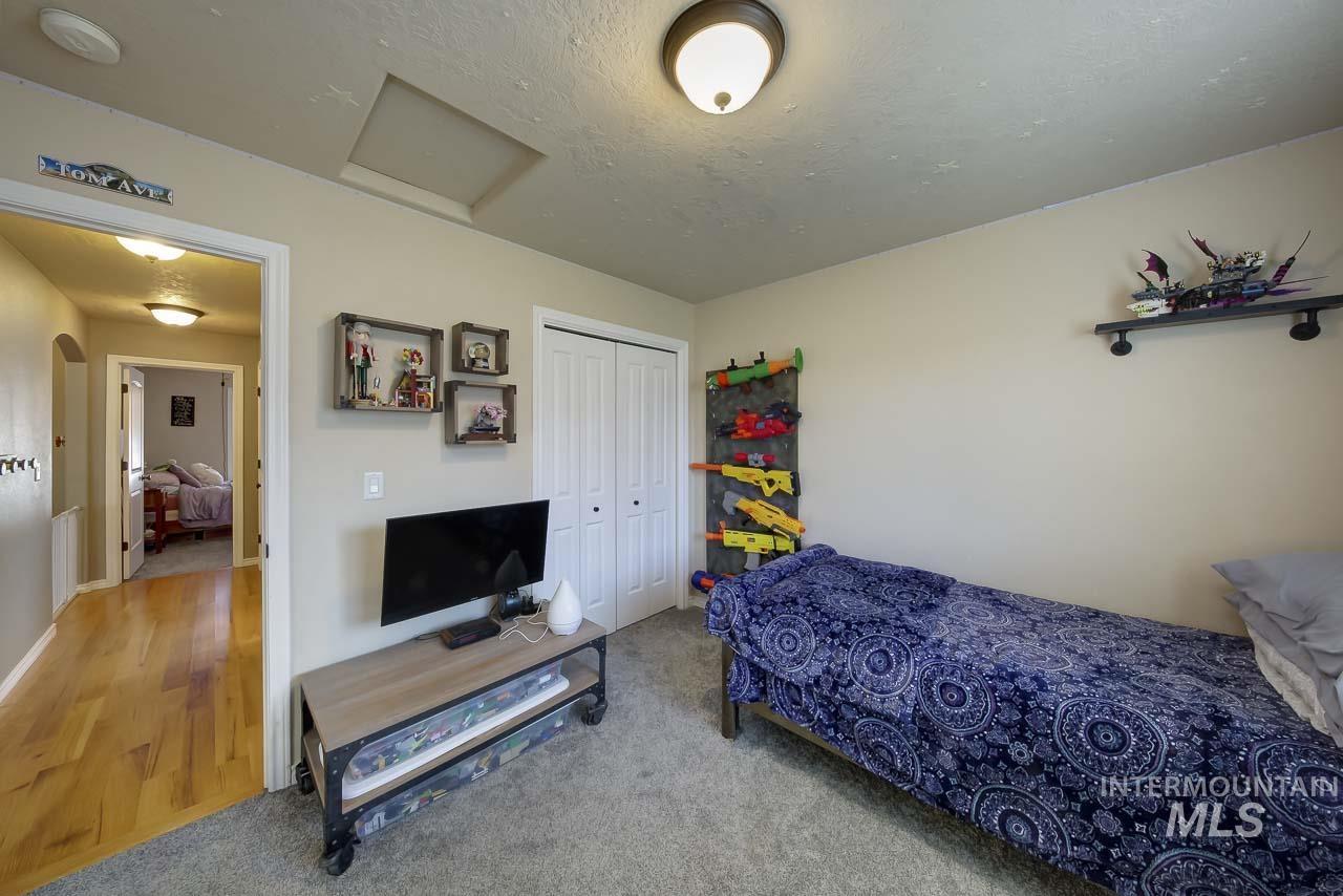 11337 W Radcliff St, Nampa, Idaho 83651, 3 Bedrooms, 2 Bathrooms, Residential For Sale, Price $389,900, 98967249