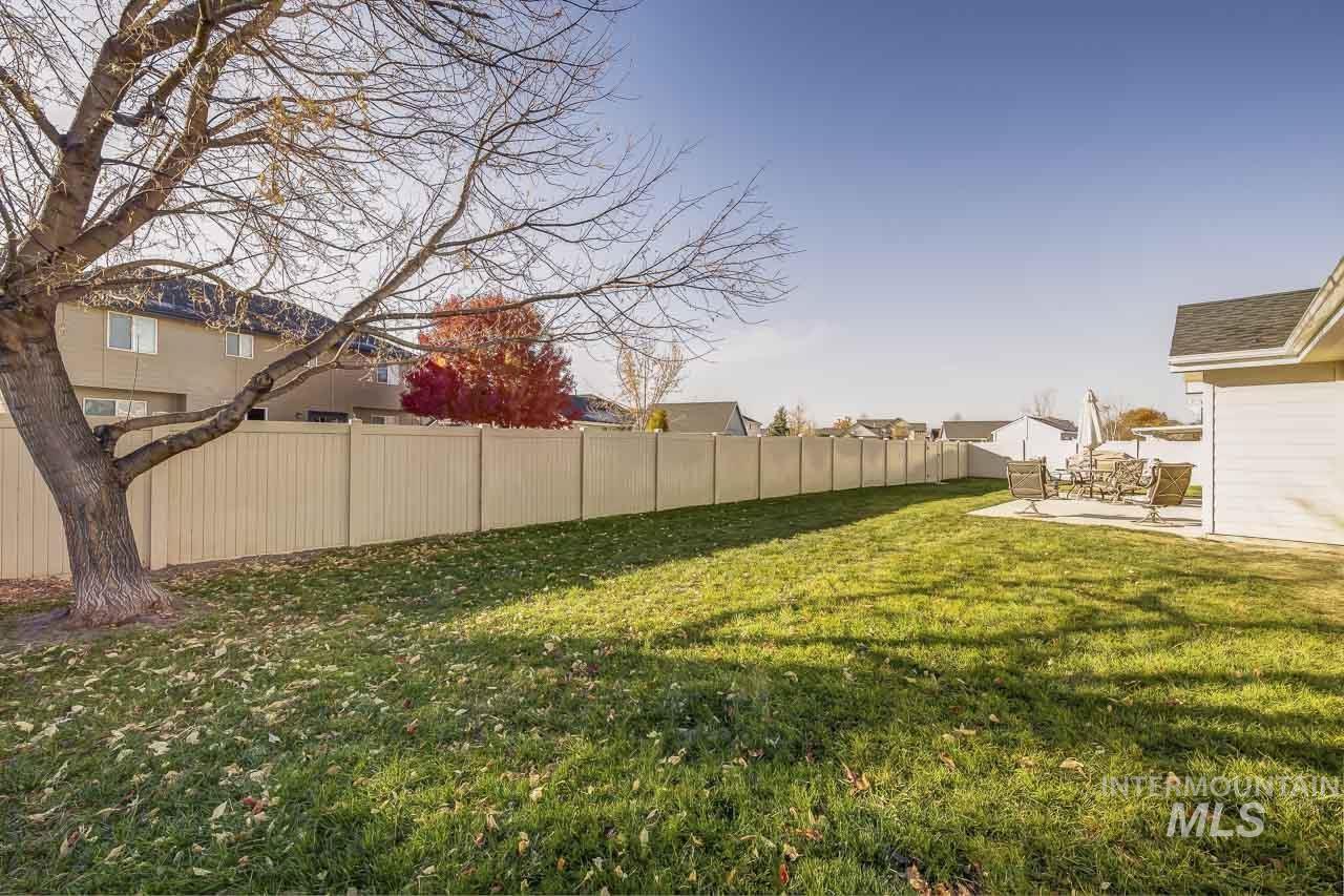 11337 W Radcliff St, Nampa, Idaho 83651, 3 Bedrooms, 2 Bathrooms, Residential For Sale, Price $389,900, 98967249