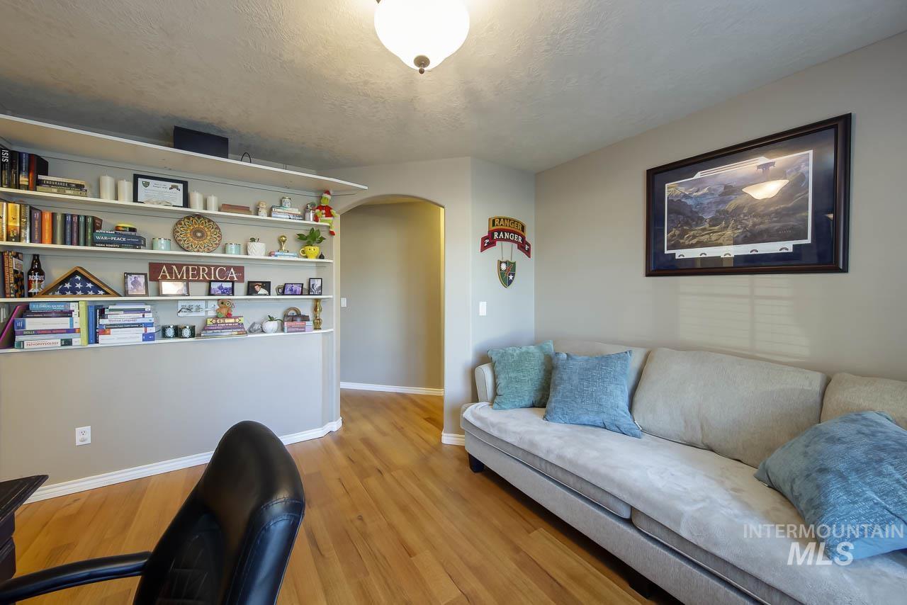 11337 W Radcliff St, Nampa, Idaho 83651, 3 Bedrooms, 2 Bathrooms, Residential For Sale, Price $389,900, 98967249