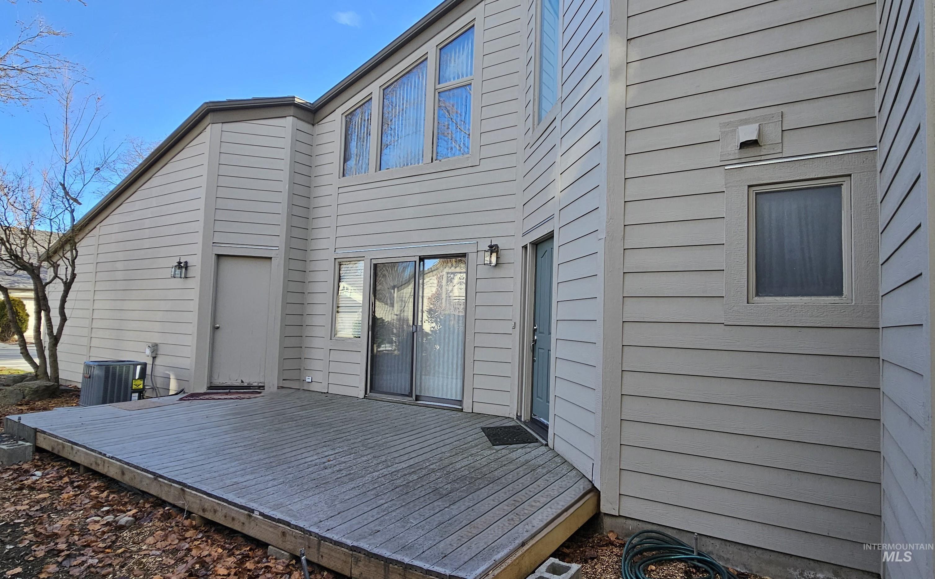 4555 Savannah Ln, Garden City, Idaho 83714, 3 Bedrooms, 3 Bathrooms, Residential For Sale, Price $460,000, 98967250