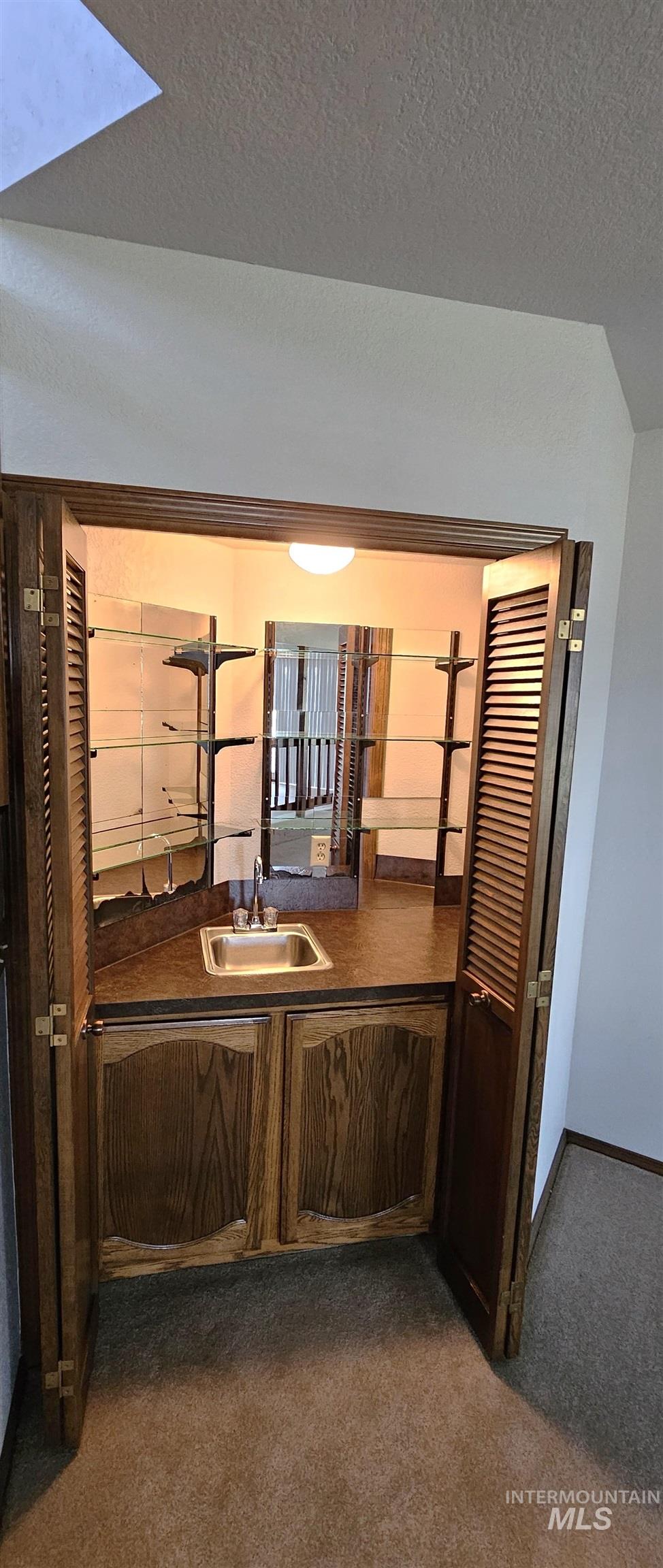 4555 Savannah Ln, Garden City, Idaho 83714, 3 Bedrooms, 3 Bathrooms, Residential For Sale, Price $460,000, 98967250