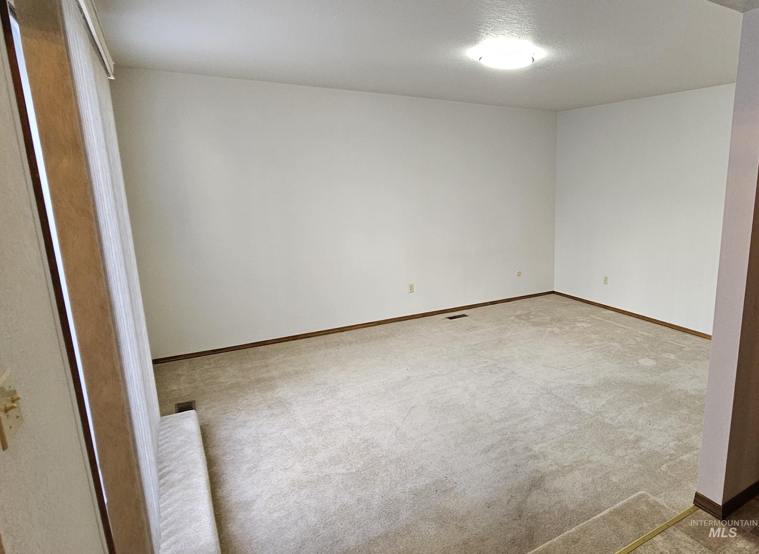 4555 Savannah Ln, Garden City, Idaho 83714, 3 Bedrooms, 3 Bathrooms, Residential For Sale, Price $460,000, 98967250