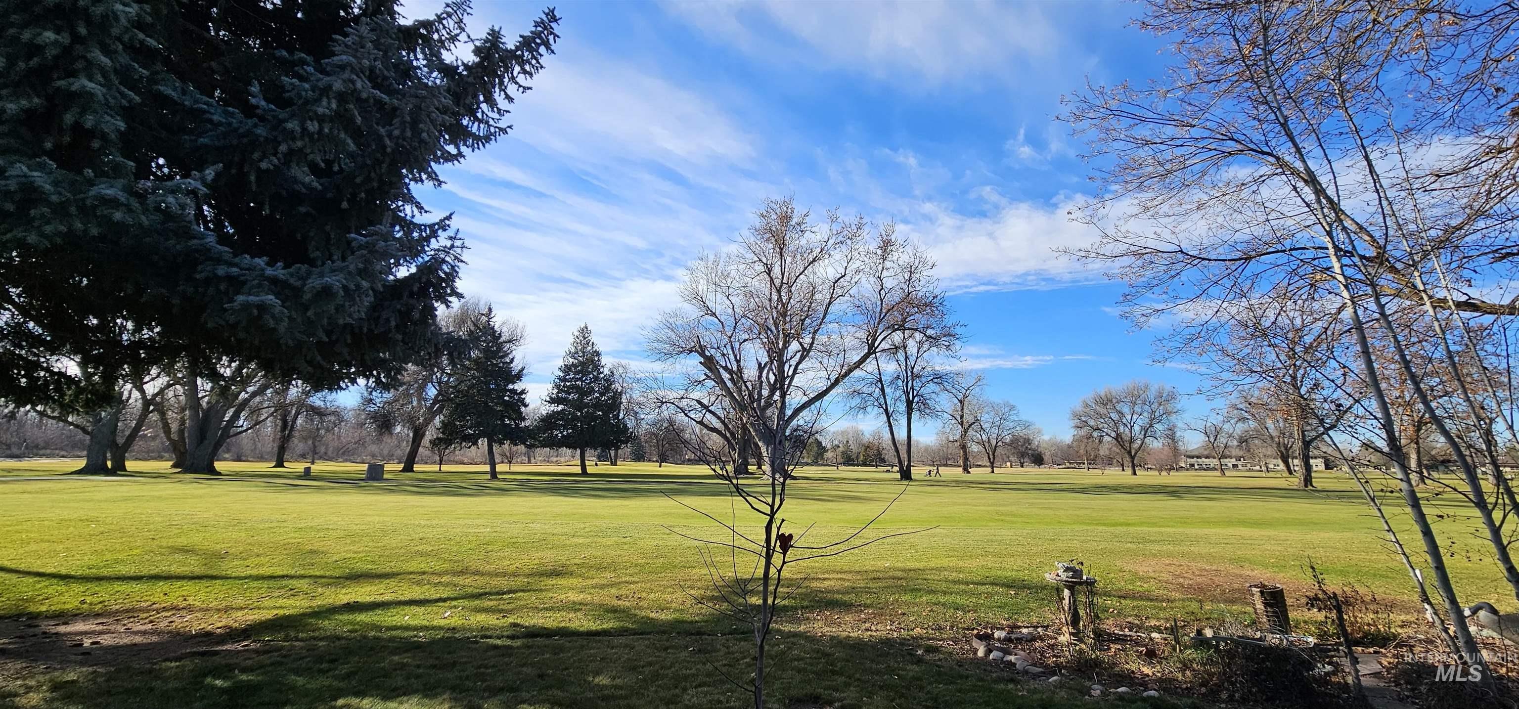 4555 Savannah Ln, Garden City, Idaho 83714, 3 Bedrooms, 3 Bathrooms, Residential For Sale, Price $460,000, 98967250