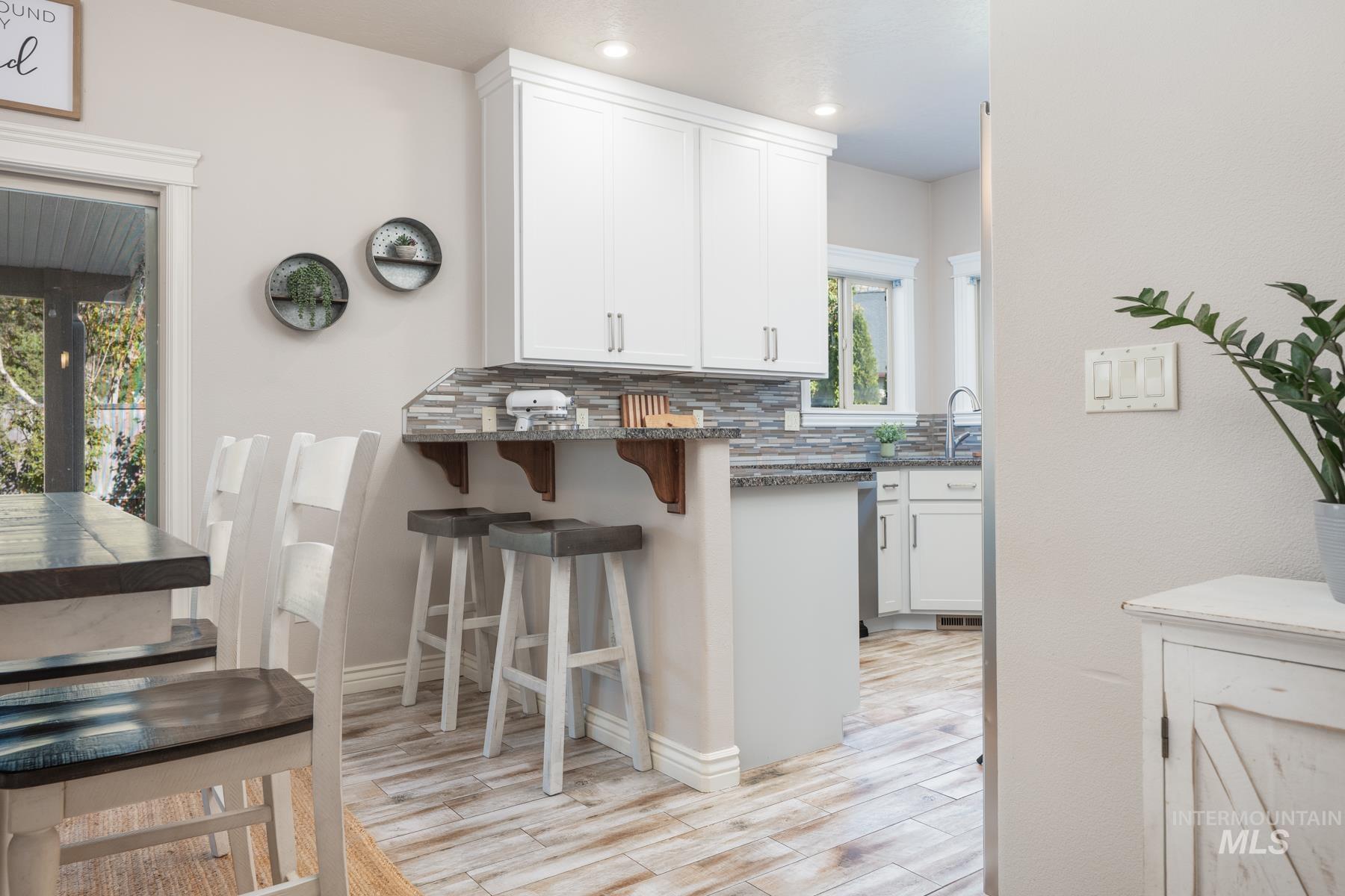 675 N Aspen Lakes Way, Star, Idaho 83669, 4 Bedrooms, 4 Bathrooms, Residential For Sale, Price $662,500, 98967256