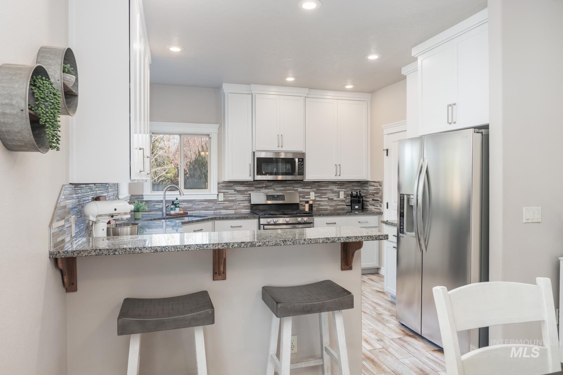 675 N Aspen Lakes Way, Star, Idaho 83669, 4 Bedrooms, 4 Bathrooms, Residential For Sale, Price $662,500, 98967256