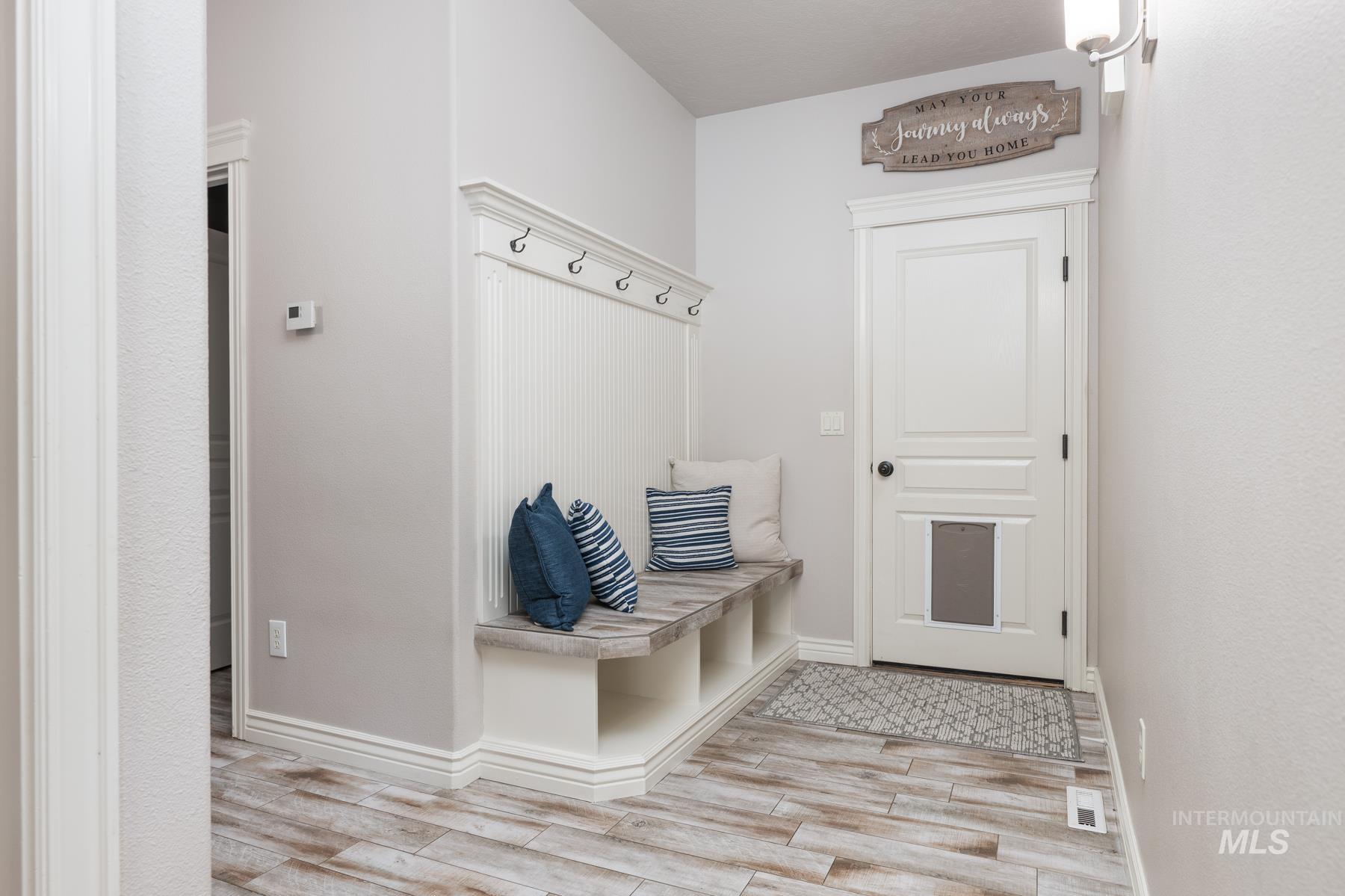 675 N Aspen Lakes Way, Star, Idaho 83669, 4 Bedrooms, 4 Bathrooms, Residential For Sale, Price $662,500, 98967256