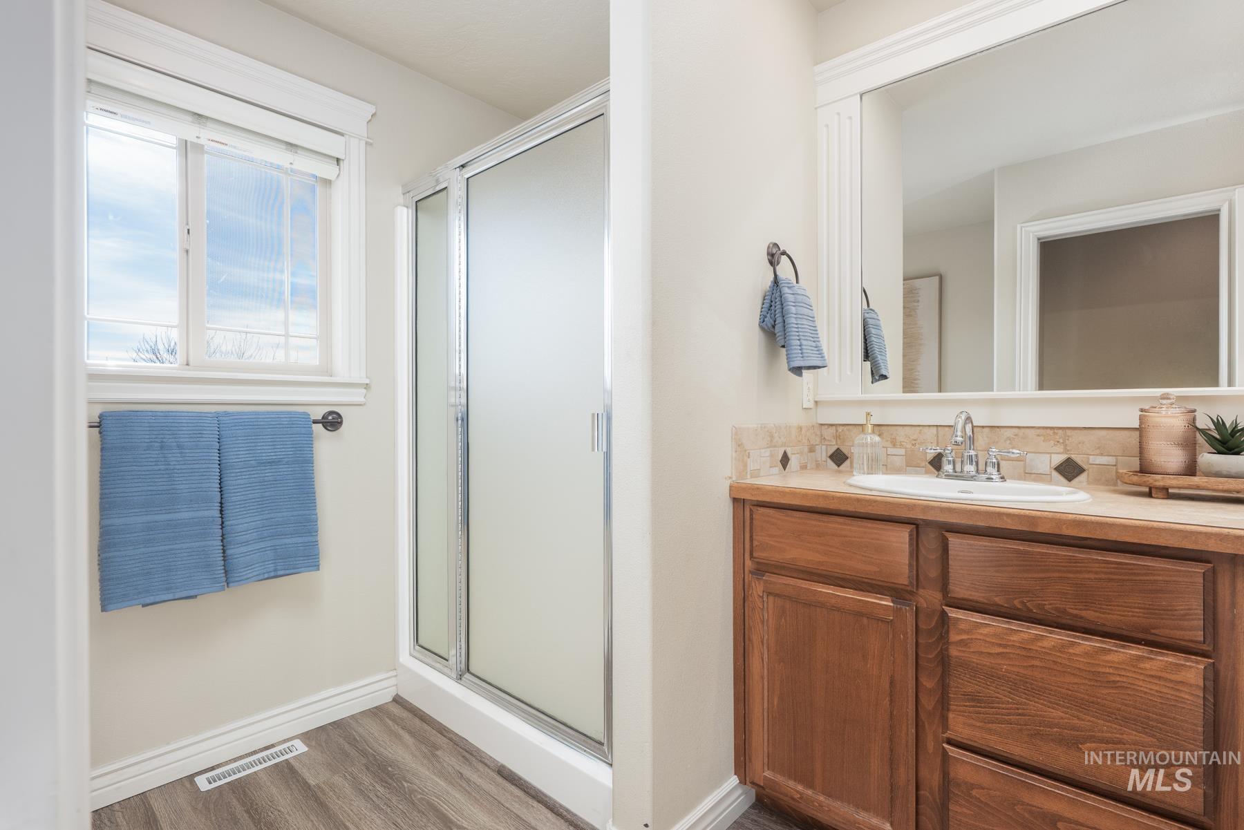 675 N Aspen Lakes Way, Star, Idaho 83669, 4 Bedrooms, 4 Bathrooms, Residential For Sale, Price $662,500, 98967256