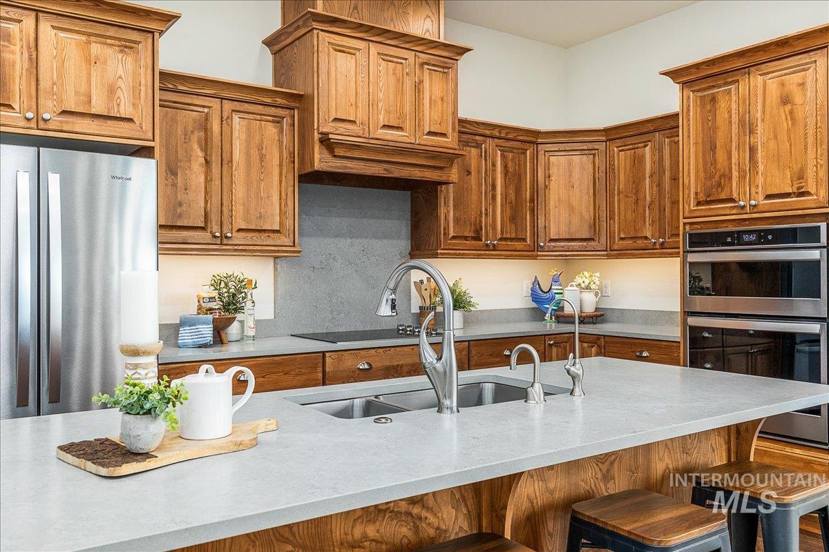 25861 Lon Davis Rd, Parma, Idaho 83660-7247, 3 Bedrooms, 3.5 Bathrooms, Residential For Sale, Price $875,000, 98967261