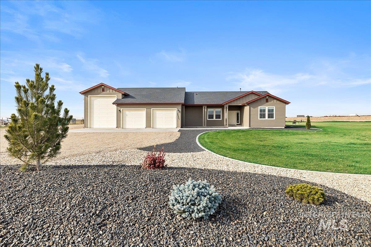 25861 Lon Davis Rd, Parma, Idaho 83660-7247, 3 Bedrooms, 3.5 Bathrooms, Residential For Sale, Price $875,000, 98967261