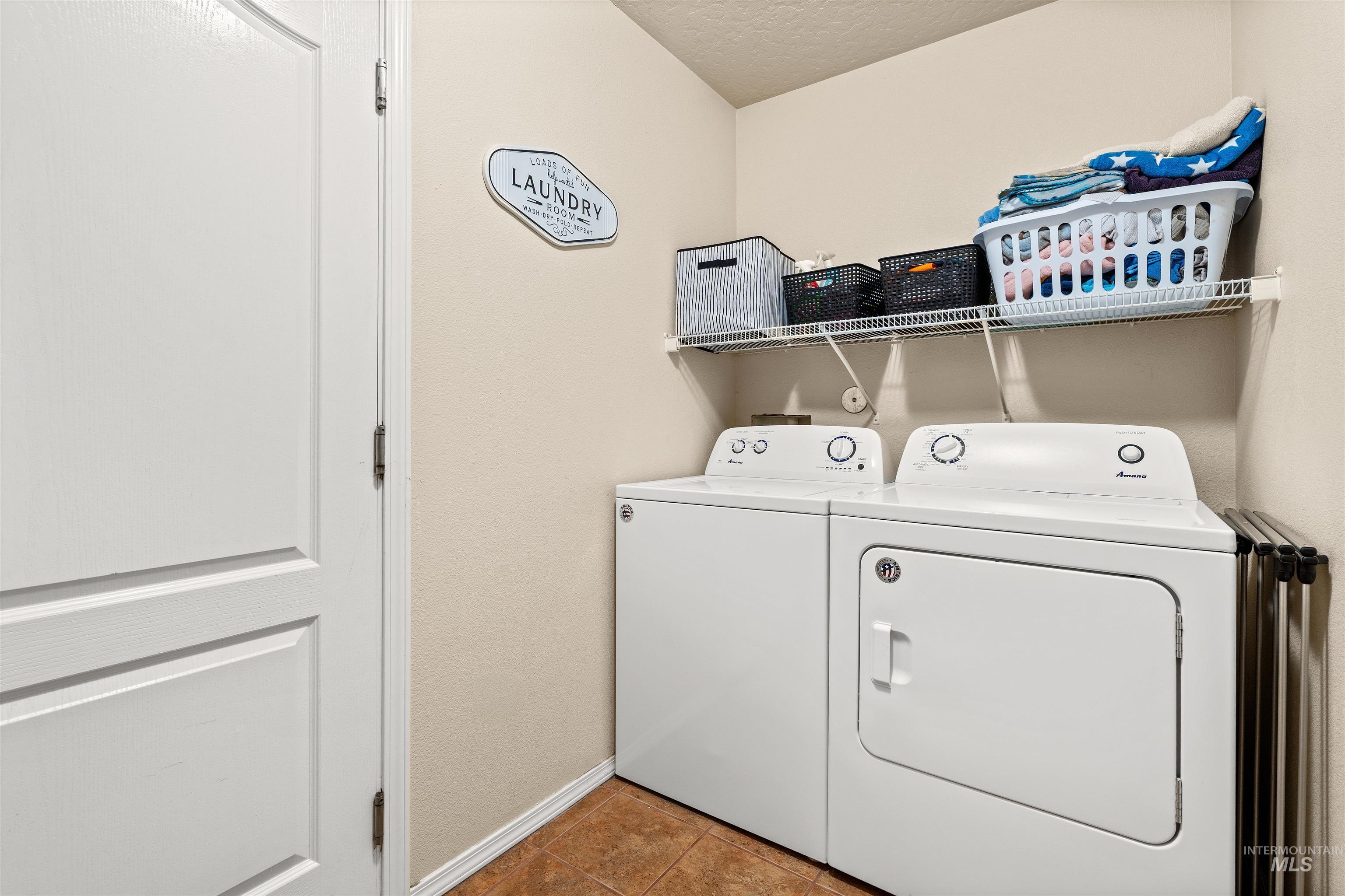 9459 W. Weir Hollis Drive, Boise, Idaho 83709, 3 Bedrooms, 2.5 Bathrooms, Residential For Sale, Price $399,900, 98967262