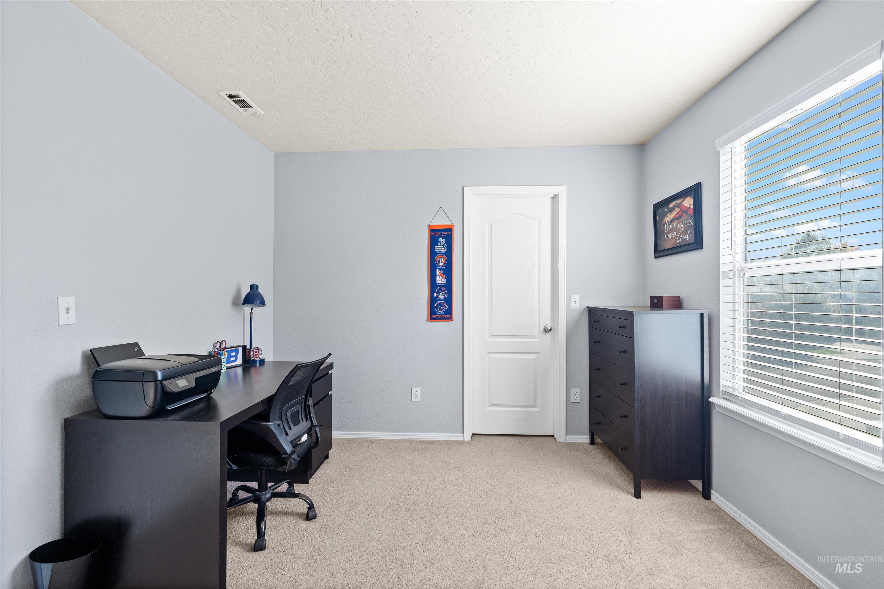 9459 W. Weir Hollis Drive, Boise, Idaho 83709, 3 Bedrooms, 2.5 Bathrooms, Residential For Sale, Price $399,900, 98967262