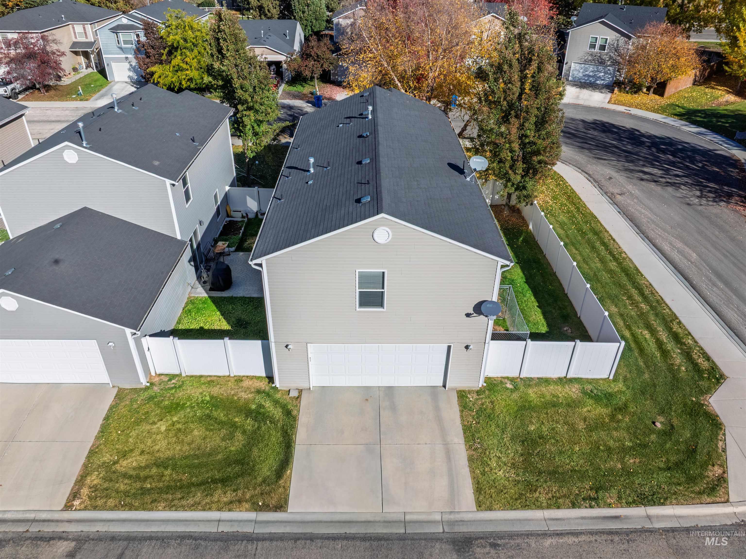 9459 W. Weir Hollis Drive, Boise, Idaho 83709, 3 Bedrooms, 2.5 Bathrooms, Residential For Sale, Price $399,900, 98967262
