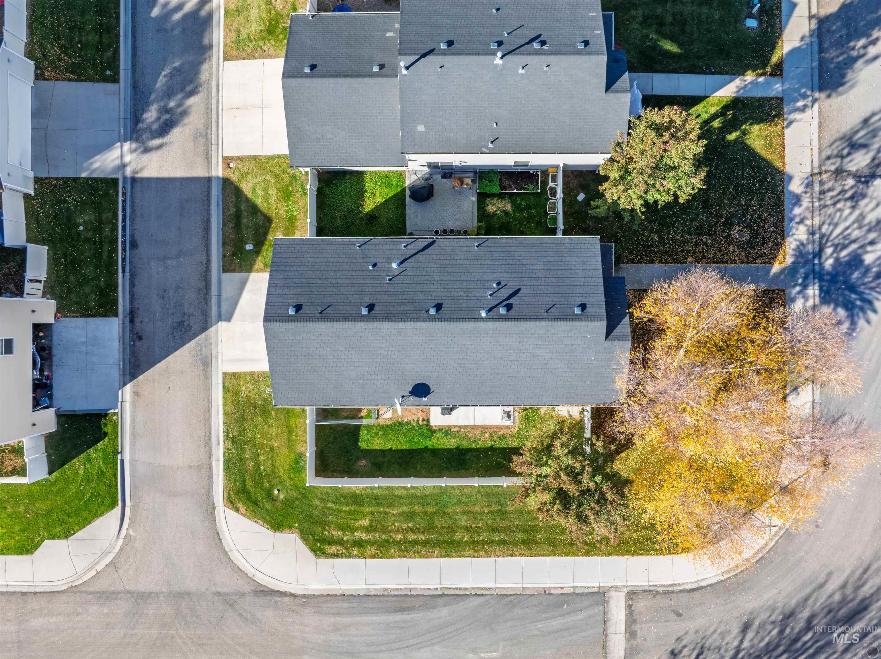 9459 W. Weir Hollis Drive, Boise, Idaho 83709, 3 Bedrooms, 2.5 Bathrooms, Residential For Sale, Price $399,900, 98967262