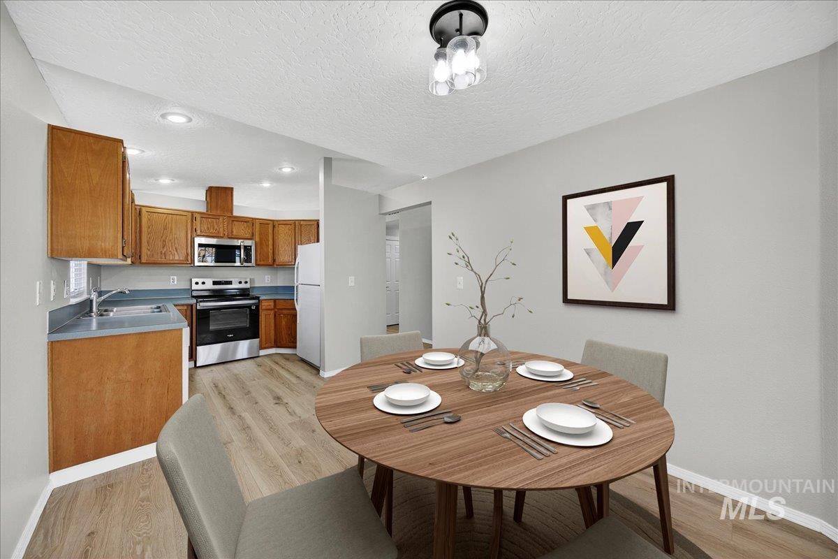 94 S Beechwood Drive, Nampa, Idaho 83651, 3 Bedrooms, 2 Bathrooms, Residential For Sale, Price $339,900, 98967263