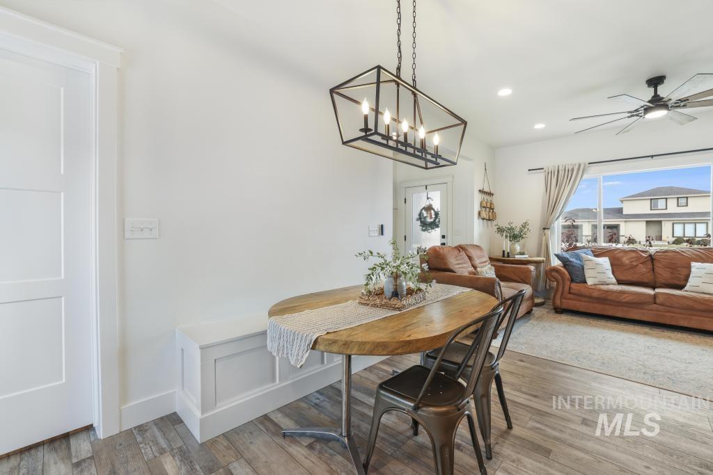 579 Pisces Ct., Twin Falls, Idaho 83301, 4 Bedrooms, 2.5 Bathrooms, Residential For Sale, Price $440,000, 98967264