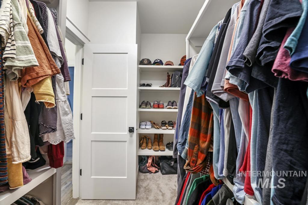 579 Pisces Ct., Twin Falls, Idaho 83301, 4 Bedrooms, 2.5 Bathrooms, Residential For Sale, Price $440,000, 98967264