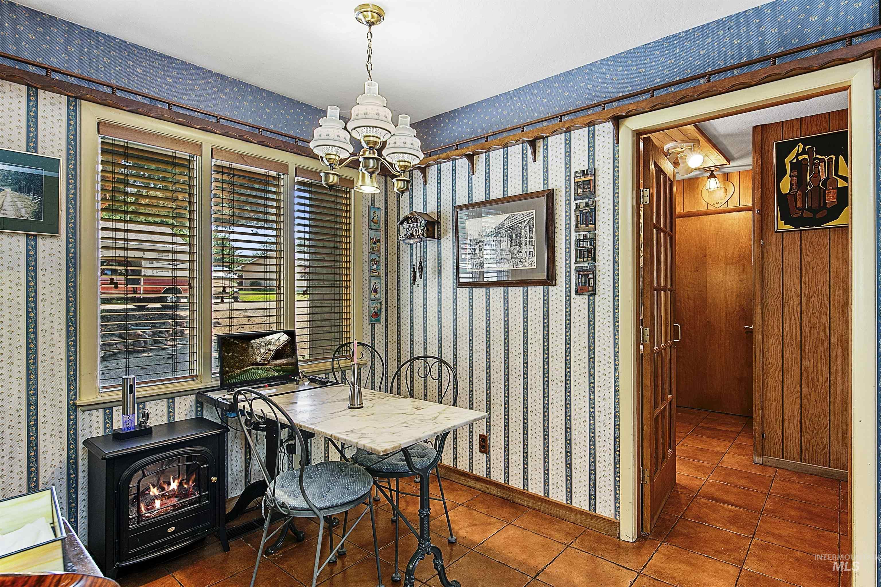 2209 S Ridgeview Way, Boise, Idaho 83712, 3 Bedrooms, 2.5 Bathrooms, Residential For Sale, Price $849,999, 98967269