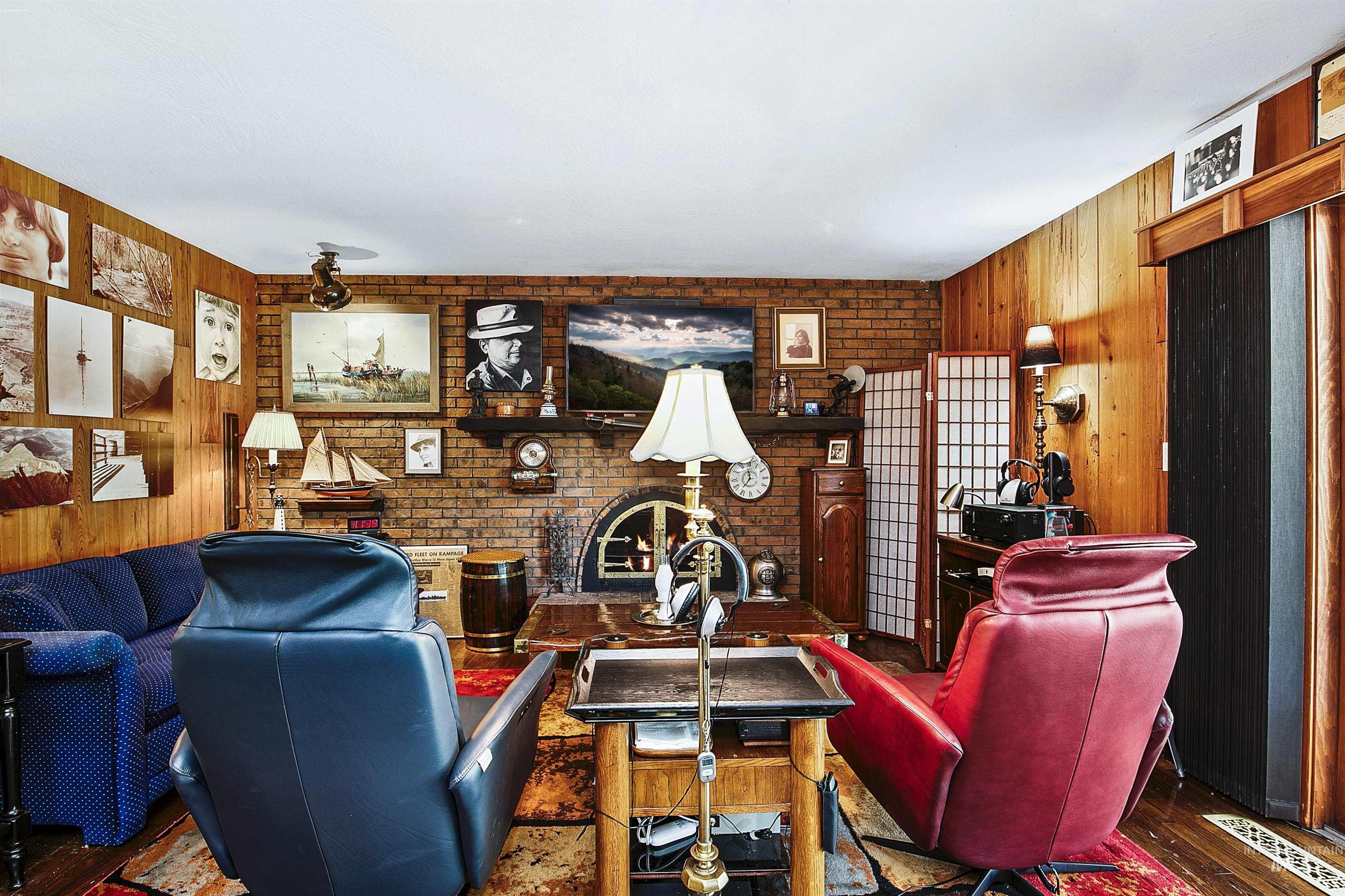 2209 S Ridgeview Way, Boise, Idaho 83712, 3 Bedrooms, 2.5 Bathrooms, Residential For Sale, Price $849,999, 98967269