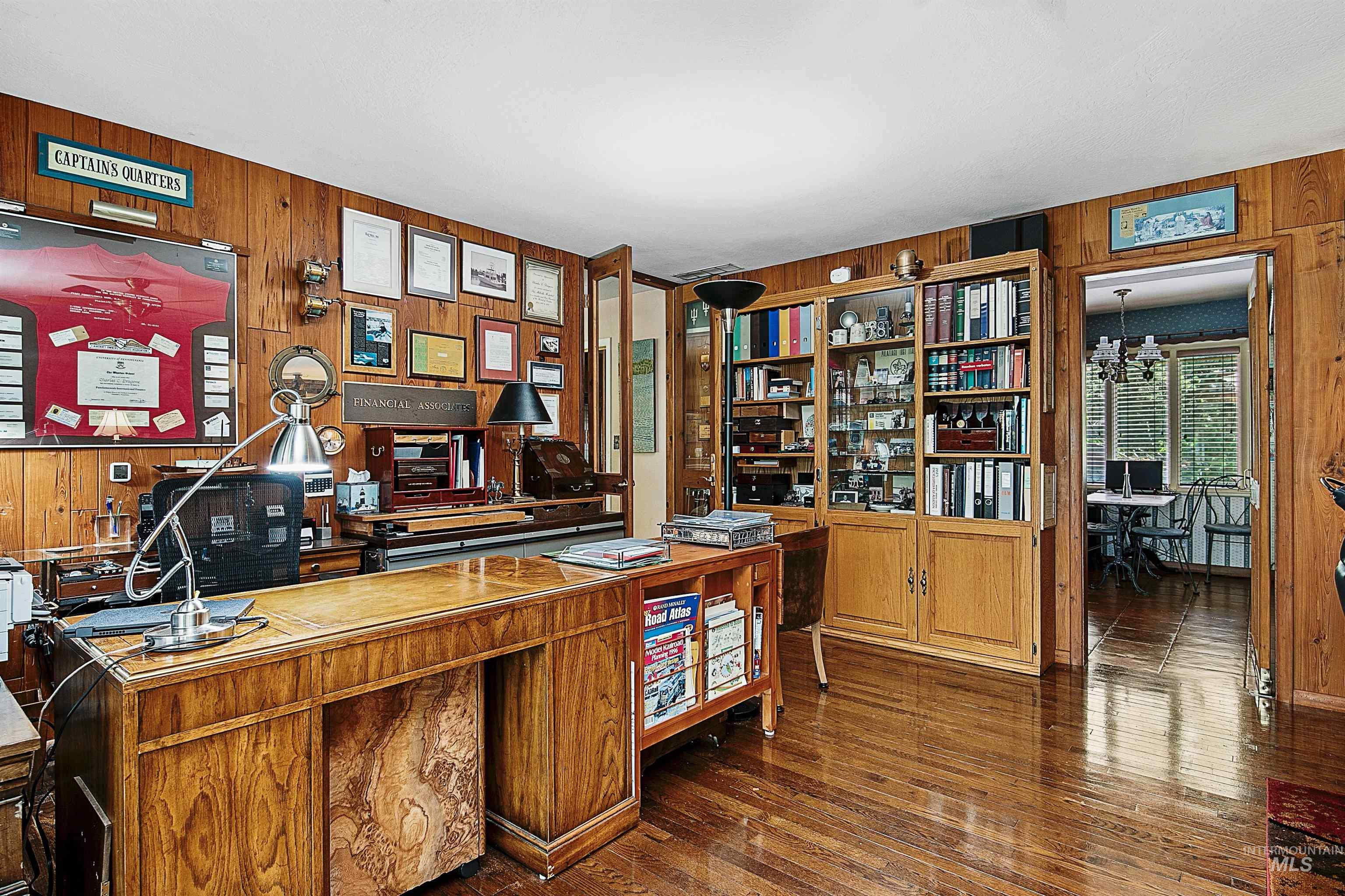 2209 S Ridgeview Way, Boise, Idaho 83712, 3 Bedrooms, 2.5 Bathrooms, Residential For Sale, Price $849,999, 98967269