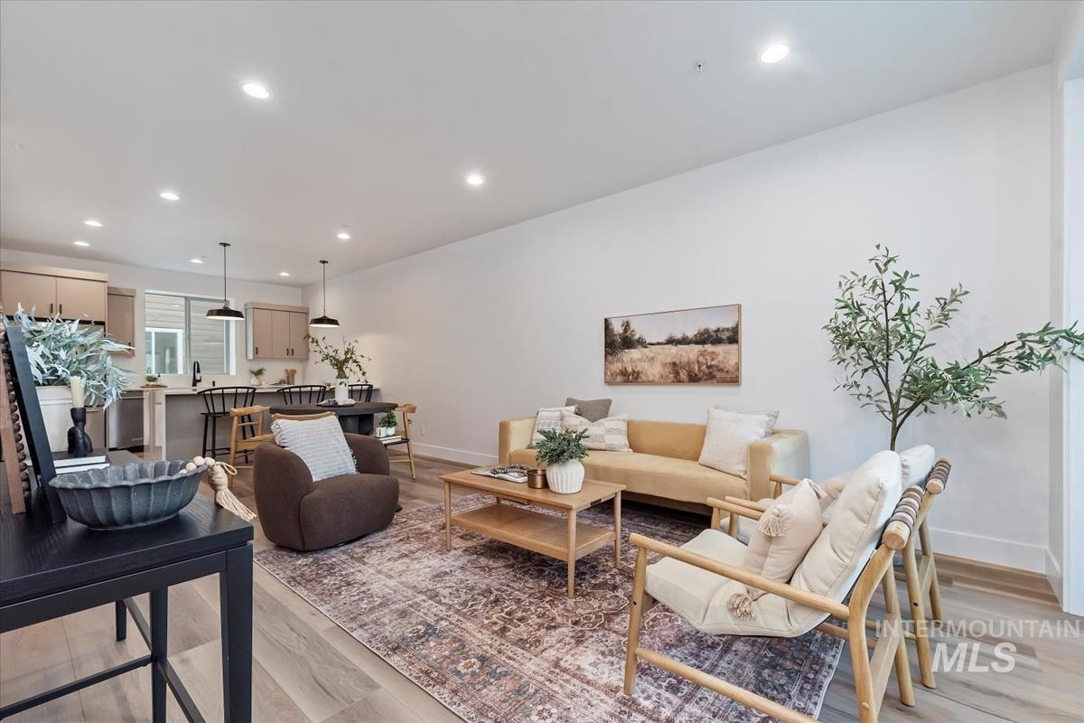 1659 W Burlison Ln., Boise, Idaho 83705, 3 Bedrooms, 3.5 Bathrooms, Residential For Sale, Price $469,880, 98967273