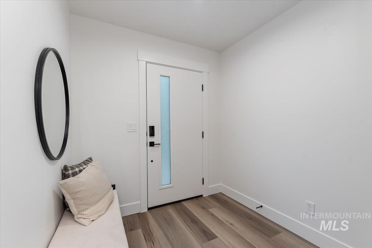 1659 W Burlison Ln., Boise, Idaho 83705, 3 Bedrooms, 3.5 Bathrooms, Residential For Sale, Price $469,880, 98967273