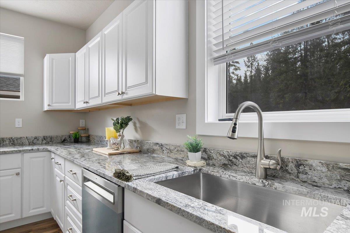 35 Wapiti Court, Garden Valley, Idaho 83622, 4 Bedrooms, 2.5 Bathrooms, Residential For Sale, Price $699,000, 98967274