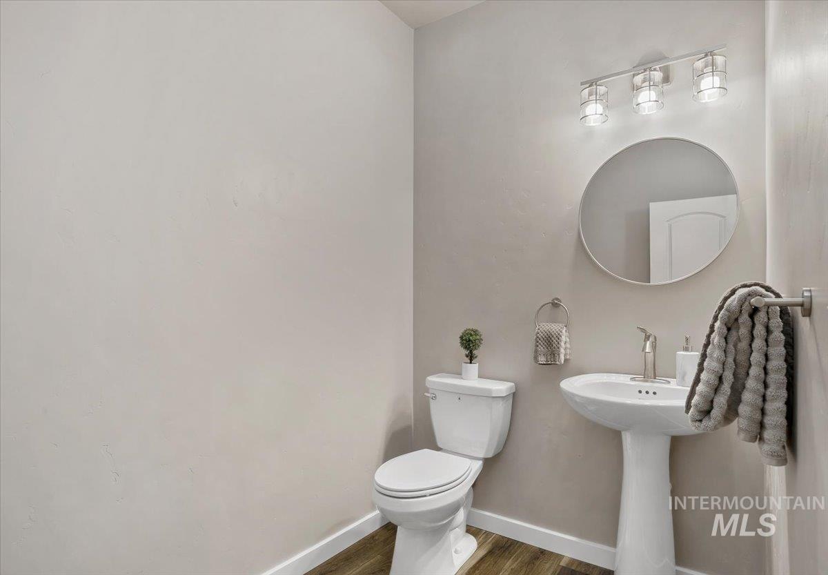 35 Wapiti Court, Garden Valley, Idaho 83622, 4 Bedrooms, 2.5 Bathrooms, Residential For Sale, Price $699,000, 98967274