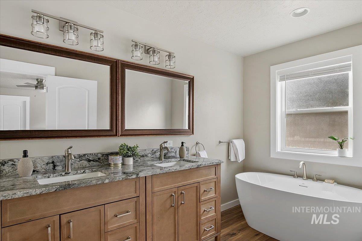 35 Wapiti Court, Garden Valley, Idaho 83622, 4 Bedrooms, 2.5 Bathrooms, Residential For Sale, Price $699,000, 98967274