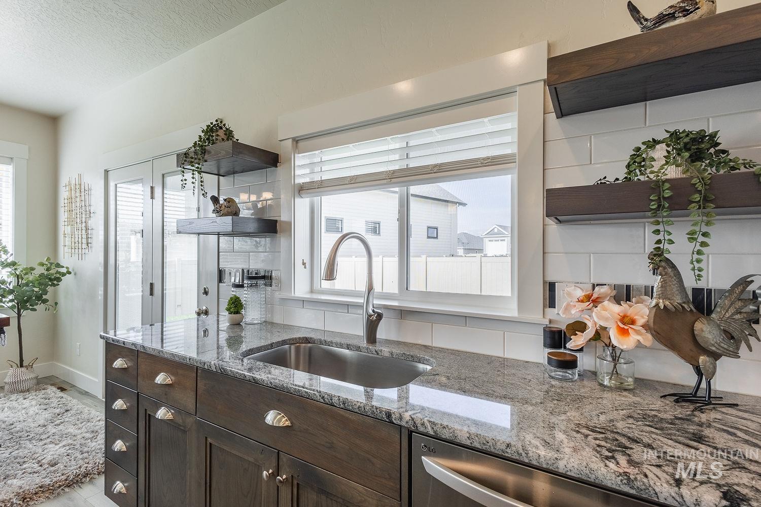 20139 Carbondale Ave, Caldwell, Idaho 83605, 4 Bedrooms, 2.5 Bathrooms, Residential For Sale, Price $549,000, 98967275