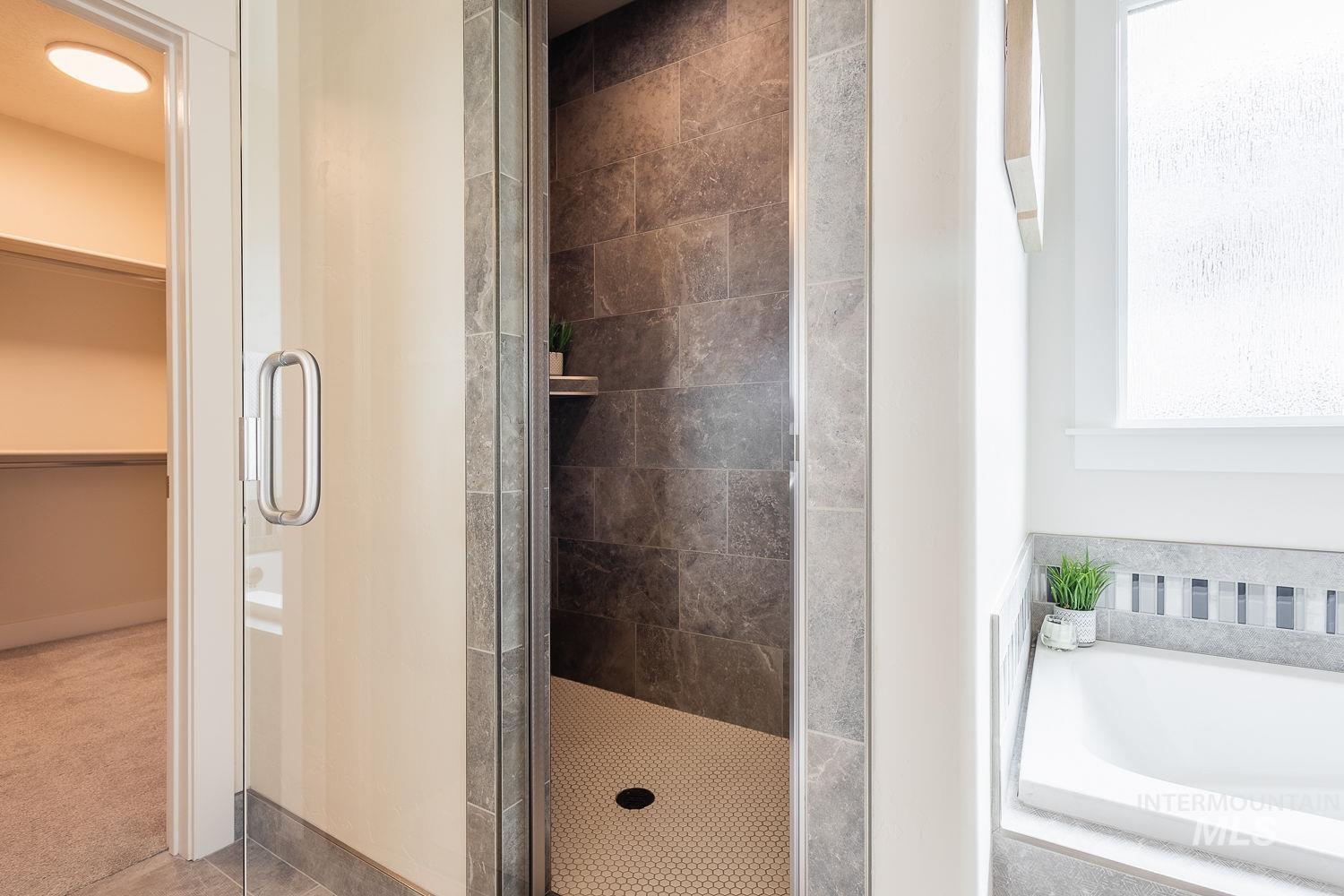 20139 Carbondale Ave, Caldwell, Idaho 83605, 4 Bedrooms, 2.5 Bathrooms, Residential For Sale, Price $549,000, 98967275