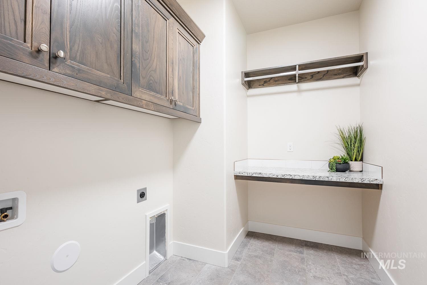 20139 Carbondale Ave, Caldwell, Idaho 83605, 4 Bedrooms, 2.5 Bathrooms, Residential For Sale, Price $549,000, 98967275