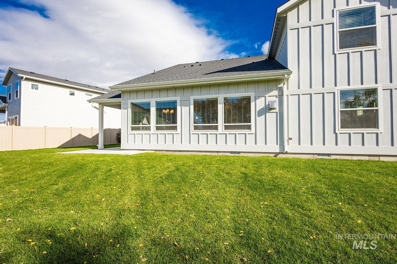 20139 Carbondale Ave, Caldwell, Idaho 83605, 4 Bedrooms, 2.5 Bathrooms, Residential For Sale, Price $549,000, 98967275