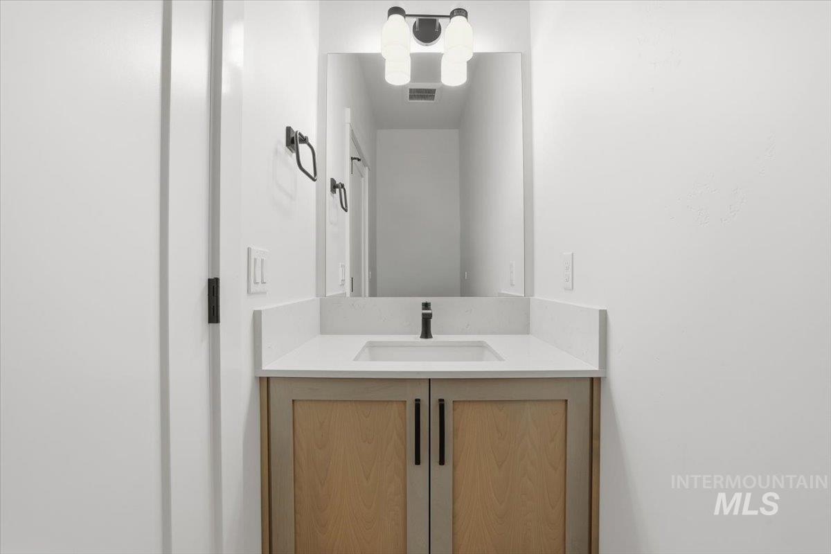 1008 Whitewater Way, Emmett, Idaho 83617, 3 Bedrooms, 2 Bathrooms, Residential For Sale, Price $549,900, 98967277