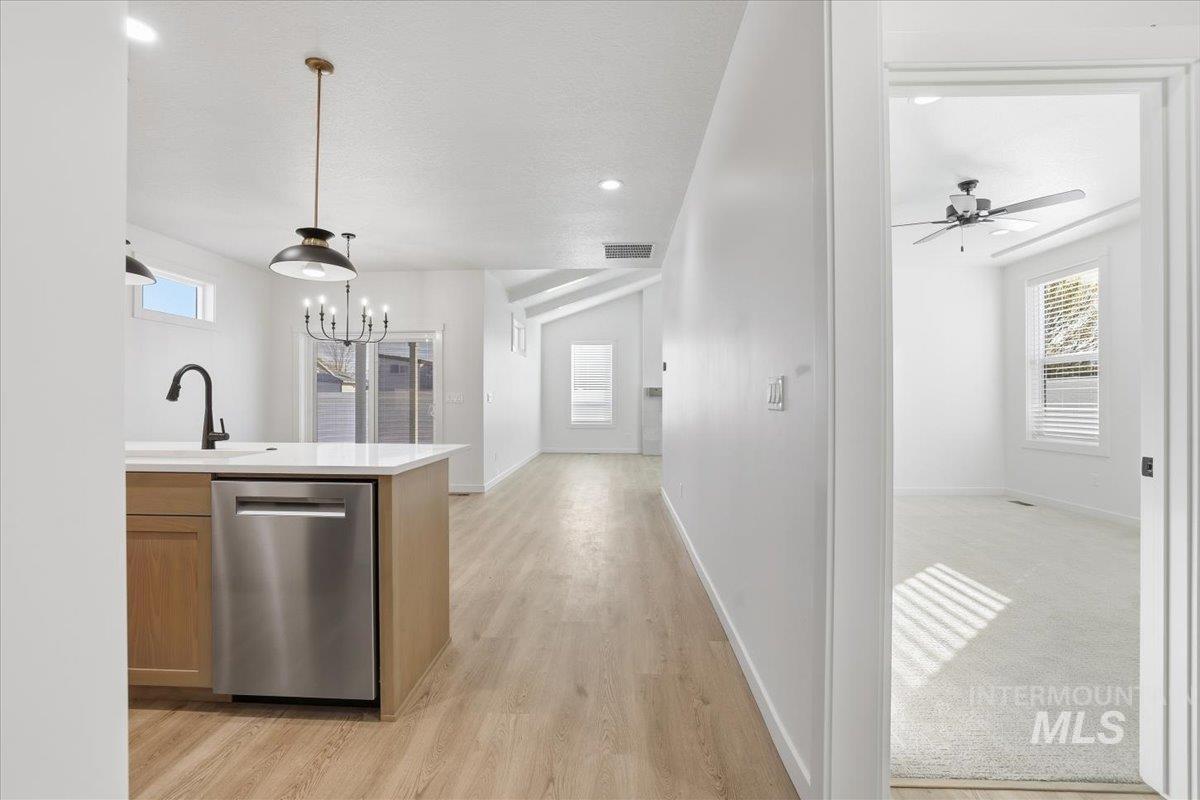 1008 Whitewater Way, Emmett, Idaho 83617, 3 Bedrooms, 2 Bathrooms, Residential For Sale, Price $549,900, 98967277