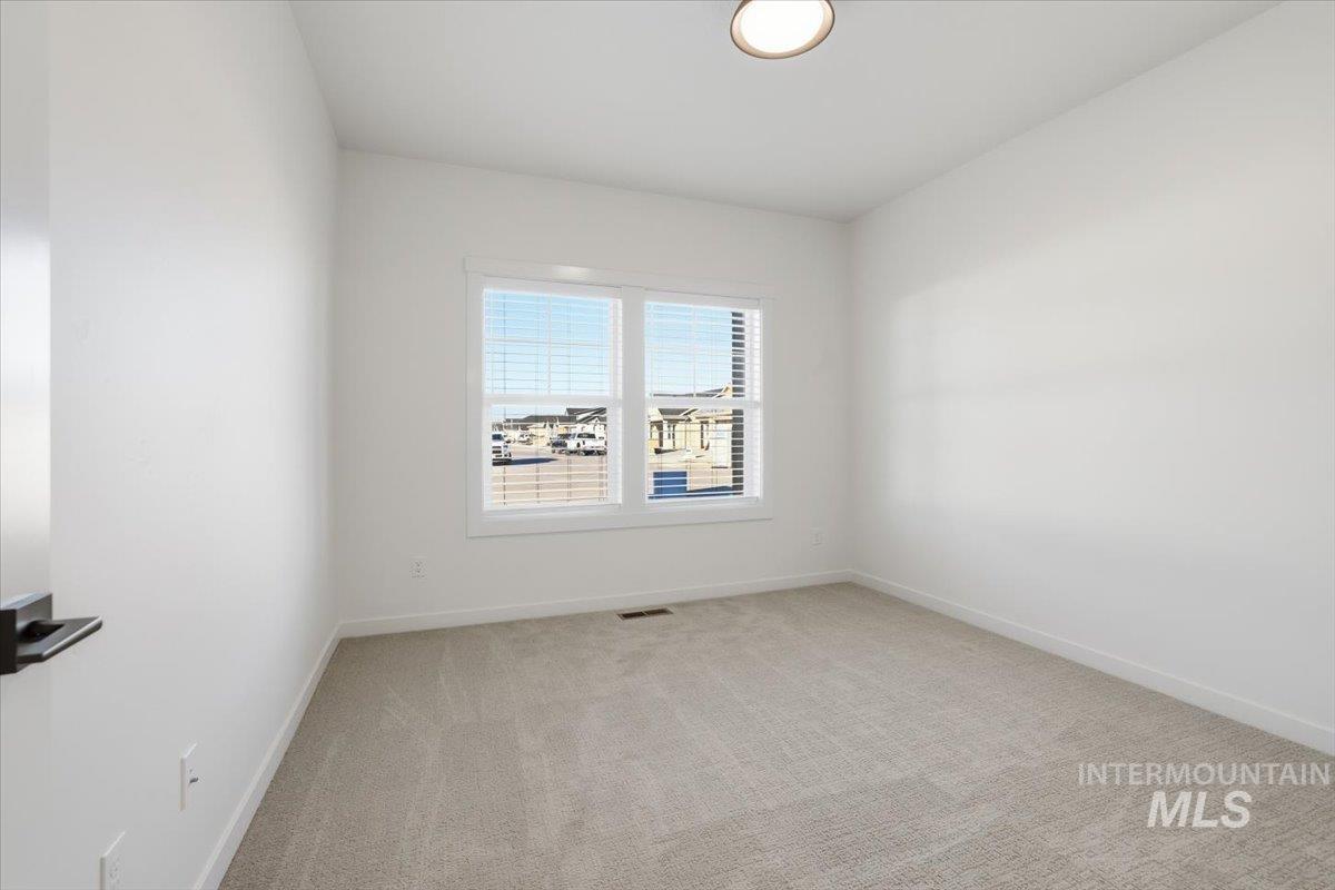 1008 Whitewater Way, Emmett, Idaho 83617, 3 Bedrooms, 2 Bathrooms, Residential For Sale, Price $549,900, 98967277