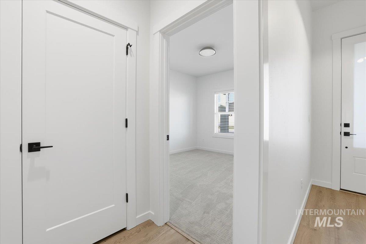 1008 Whitewater Way, Emmett, Idaho 83617, 3 Bedrooms, 2 Bathrooms, Residential For Sale, Price $549,900, 98967277